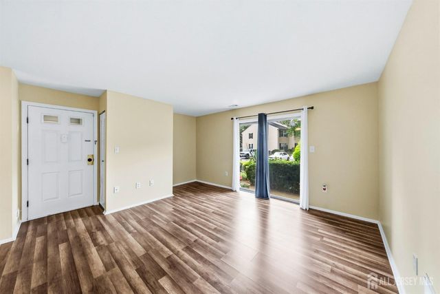 102 Morgan Place, East Brunswick, NJ 08816