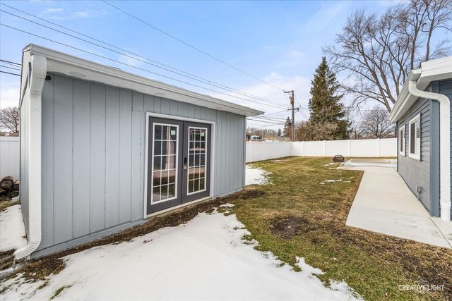 764 Scott Drive, Elgin, IL 60123