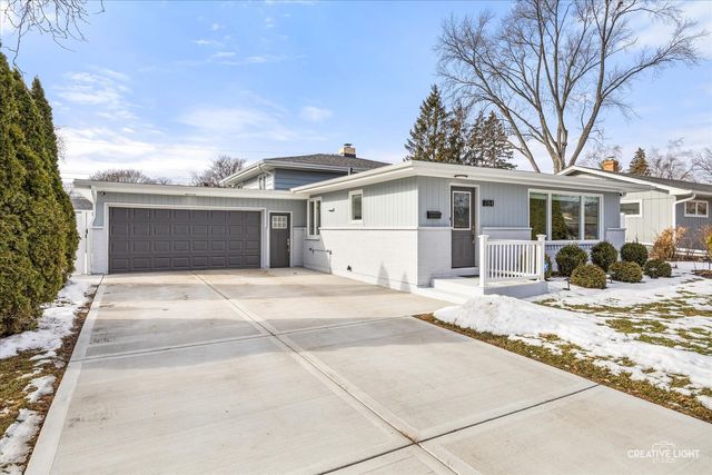 764 Scott Drive, Elgin, IL 60123