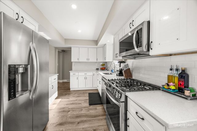 764 Scott Drive, Elgin, IL 60123