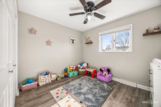 764 Scott Drive, Elgin, IL 60123