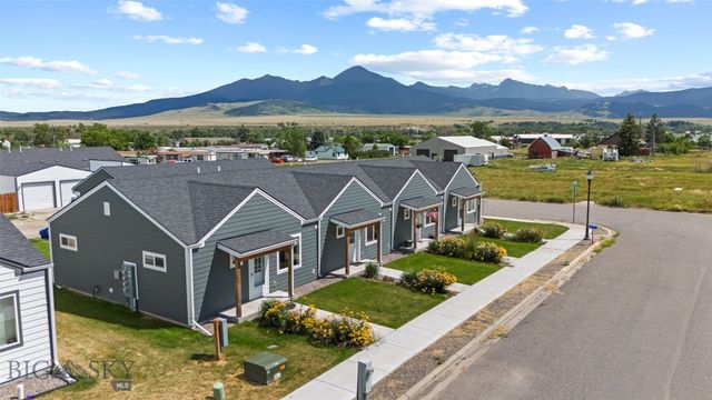 402 Brookline Street B, Livingston, MT 59047