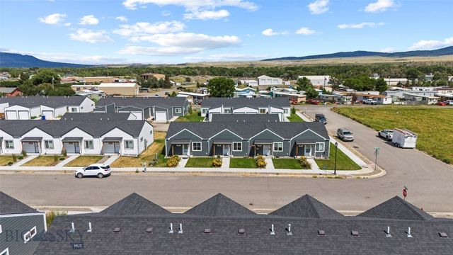 402 Brookline Street B, Livingston, MT 59047