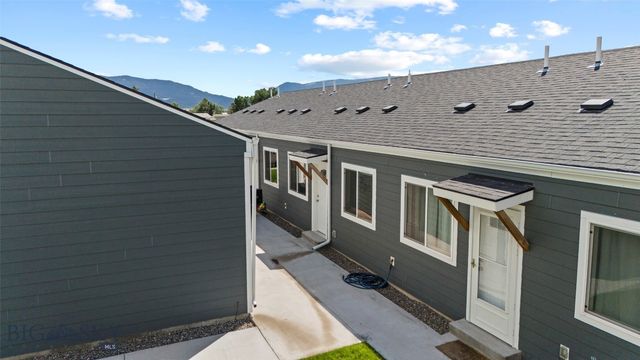 402 Brookline Street B, Livingston, MT 59047