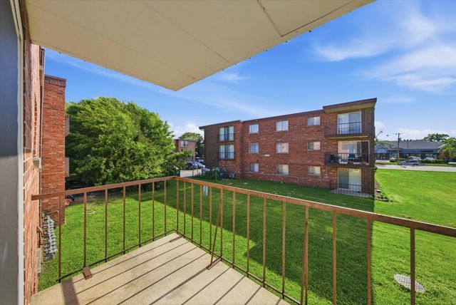 10230 Washington Avenue 2C, Oak Lawn, IL 60453