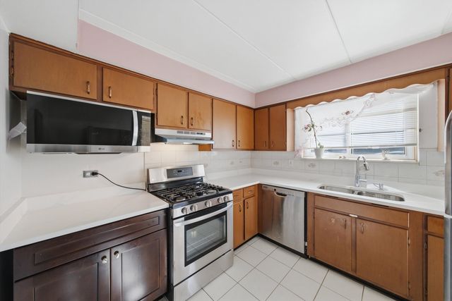 10230 Washington Avenue 2C, Oak Lawn, IL 60453