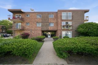 10230 Washington Avenue 2C, Oak Lawn, IL 60453