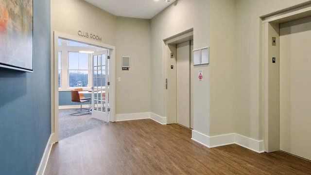 1 N Main Street 311, Algonquin, IL 60102