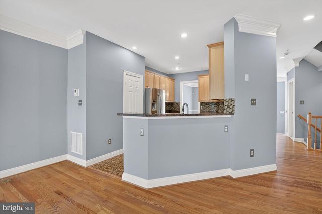 1169 REGAL OAK DR, Rockville, MD 20852