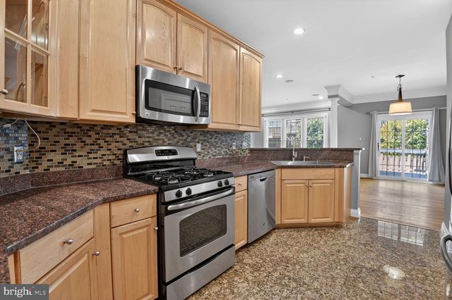1169 REGAL OAK DR, Rockville, MD 20852