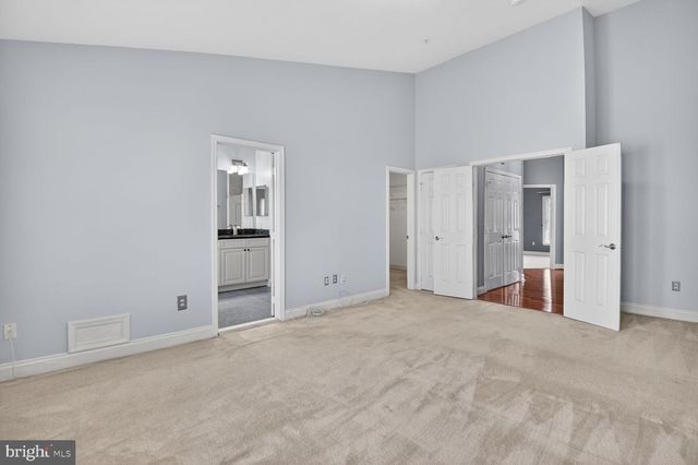 1169 REGAL OAK DR, Rockville, MD 20852