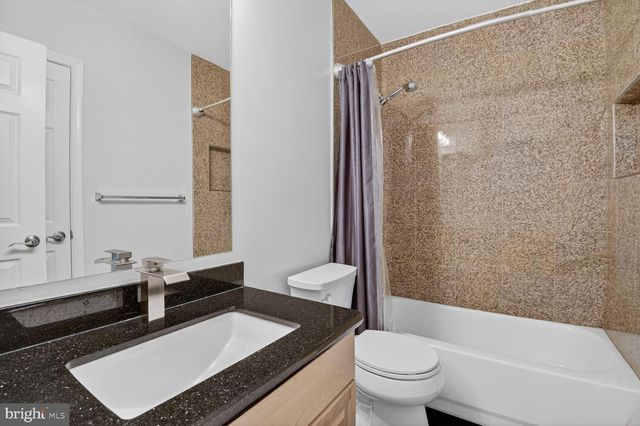 1169 REGAL OAK DR, Rockville, MD 20852