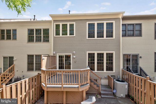 1169 REGAL OAK DR, Rockville, MD 20852