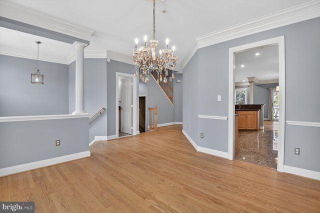 1169 REGAL OAK DR, Rockville, MD 20852