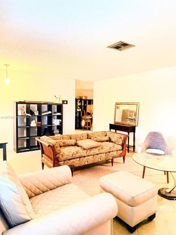 766 NW 24th Ave, Delray Beach, FL 33445