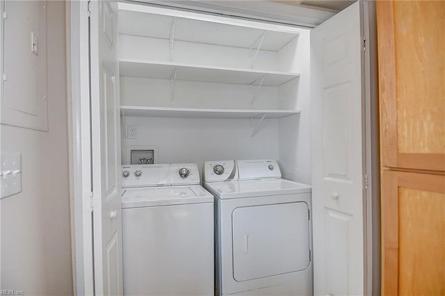 4612 Islander CT, Virginia Beach, VA 23455