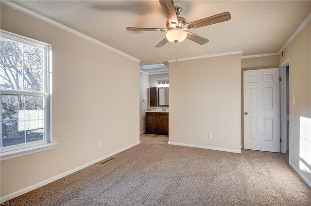 4612 Islander CT, Virginia Beach, VA 23455