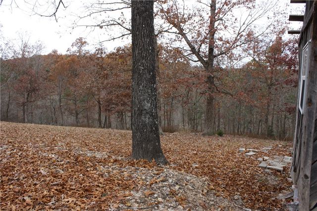 2516 Marion County 8001, Yellville, AR 72687