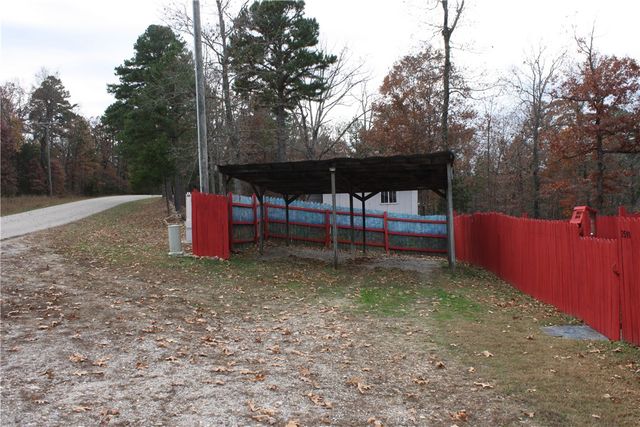 2516 Marion County 8001, Yellville, AR 72687