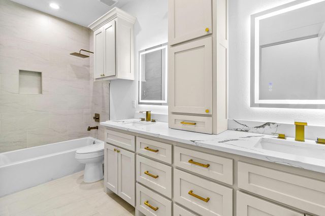 275 Hereford, Onalaska, TX 77360