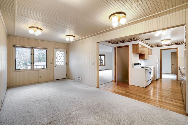 3662 Robin Lane, Minnetonka, MN 55305