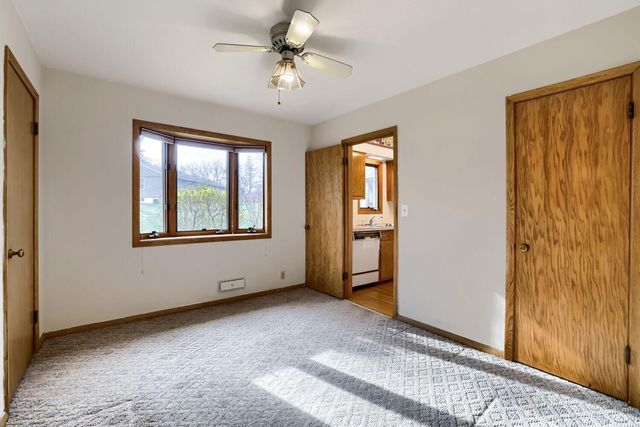 3662 Robin Lane, Minnetonka, MN 55305