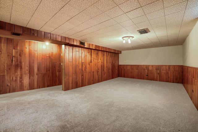 3662 Robin Lane, Minnetonka, MN 55305