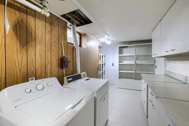 3662 Robin Lane, Minnetonka, MN 55305