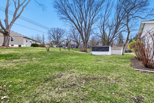 3662 Robin Lane, Minnetonka, MN 55305