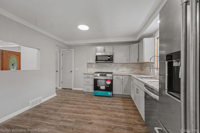 71320 Dequindre Road, Bruce Township, MI 48065