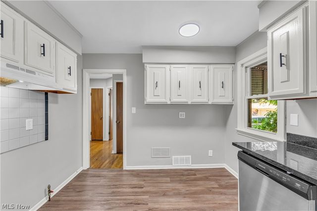 20051 Green Oak Drive, Euclid, OH 44117