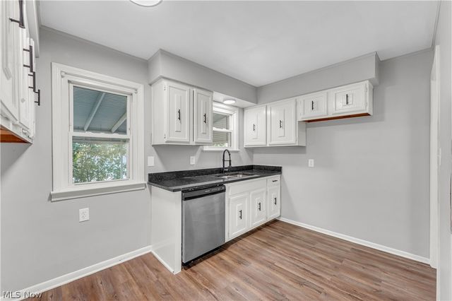 20051 Green Oak Drive, Euclid, OH 44117