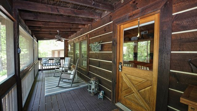 210 Shade Tree Lane, Mineral Bluff, GA 30559