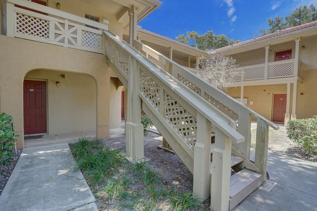 4855 Via Palm Lakes 902, West Palm Beach, FL 33417