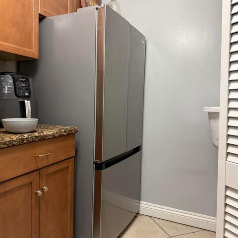4855 Via Palm Lakes 902, West Palm Beach, FL 33417