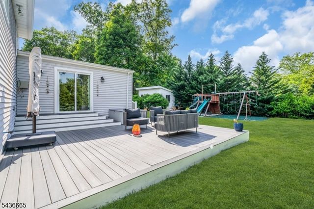 5 Riker Hill Rd, Livingston Twp., NJ 07039