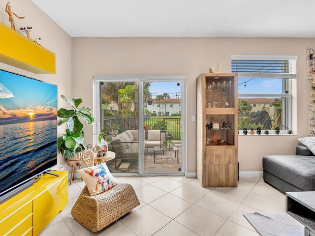 5331 Ashley River Road, West Palm Beach, FL 33417