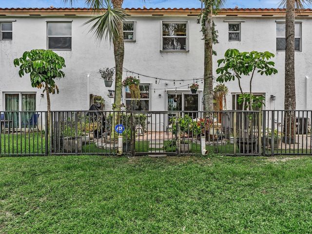 5331 Ashley River Road, West Palm Beach, FL 33417