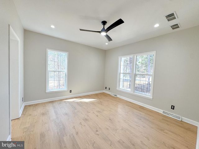 3631 BREAKNOCK RD, Bumpass, VA 23024