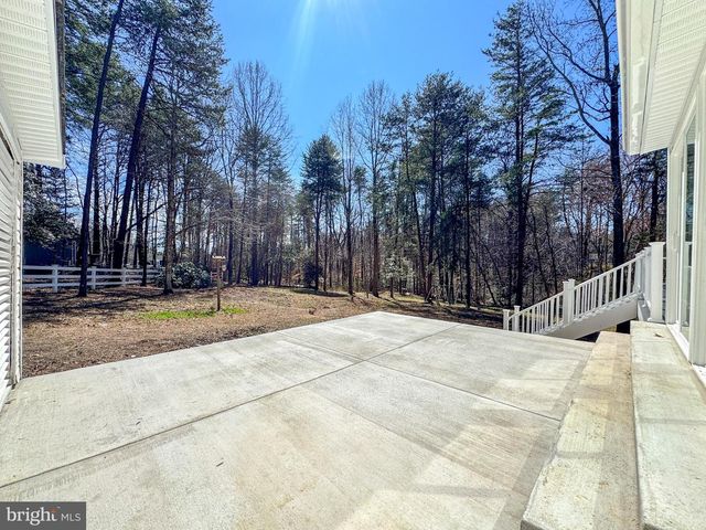 3631 BREAKNOCK RD, Bumpass, VA 23024