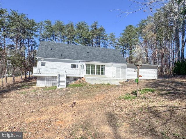 3631 BREAKNOCK RD, Bumpass, VA 23024