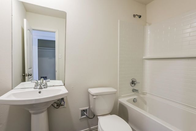 610 S Park, Longview, TX 75601