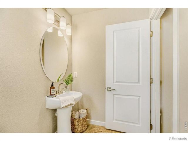 228 Sugar Beet Lane, Berthoud, CO 80513