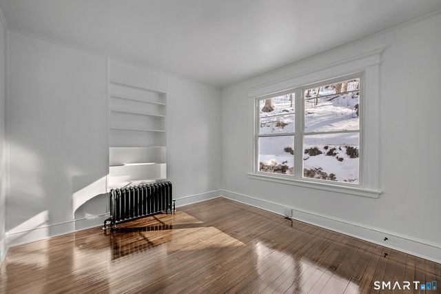 1054 Cooke Street, Waterbury, CT 06704