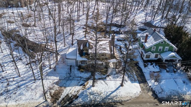 1054 Cooke Street, Waterbury, CT 06704