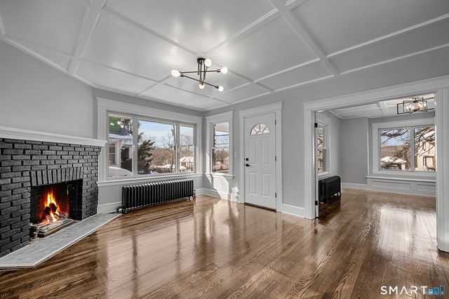 1054 Cooke Street, Waterbury, CT 06704