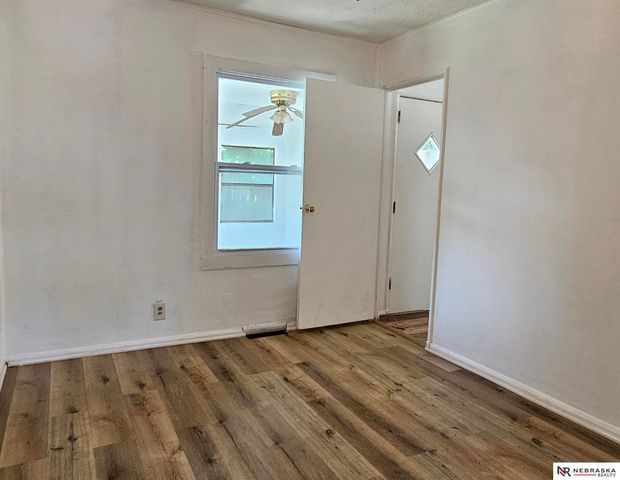 3236 S 39th Street, Omaha, NE 68105