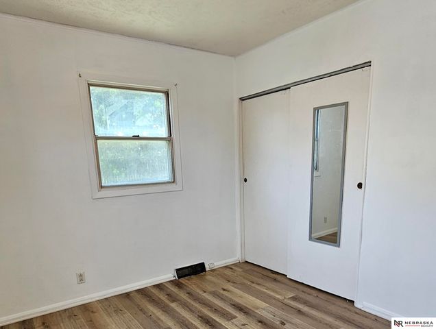 3236 S 39th Street, Omaha, NE 68105