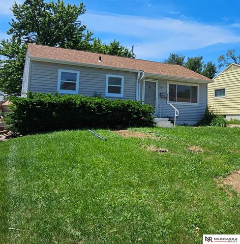 3236 S 39th Street, Omaha, NE 68105