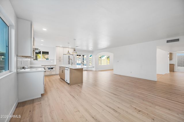 5738 W Greenbriar Drive, Glendale, AZ 85308